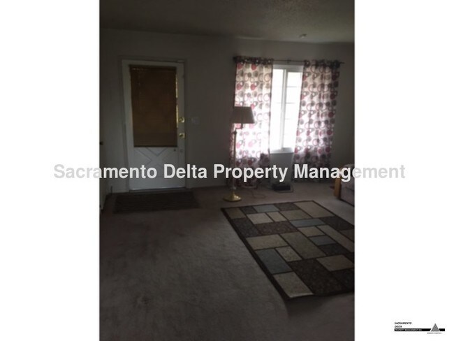 Foto del edificio - 7206 Strand St