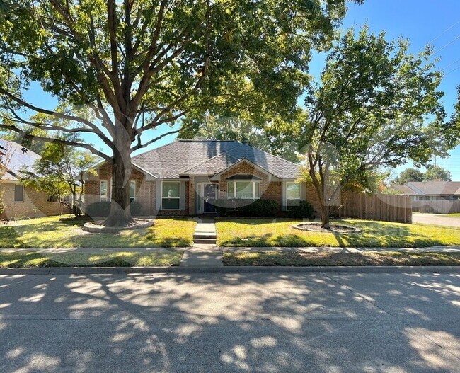 Building Photo - 736 Blue Oak Dr