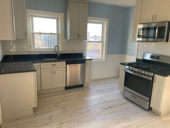 Building Photo - *55 River Avenue