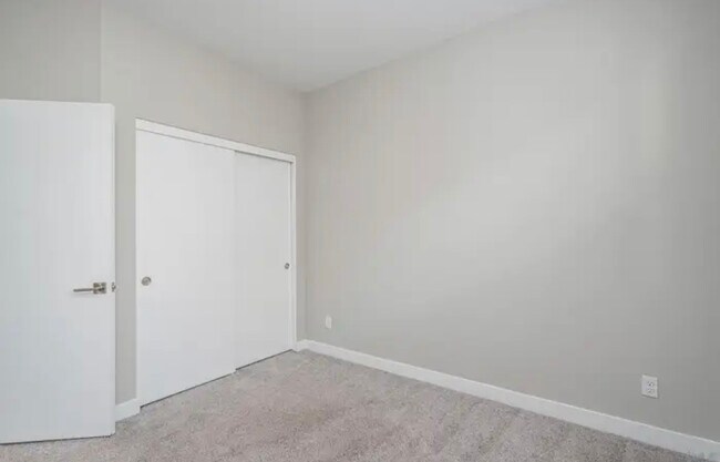 Foto del edificio - 714 Anchor Ct