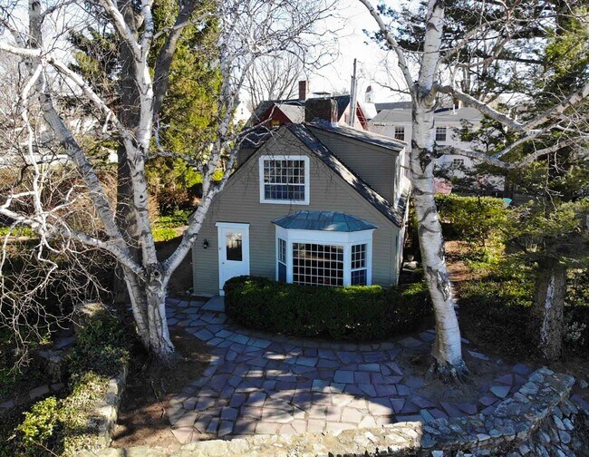 Foto del edificio - 6 Steamboat Ln