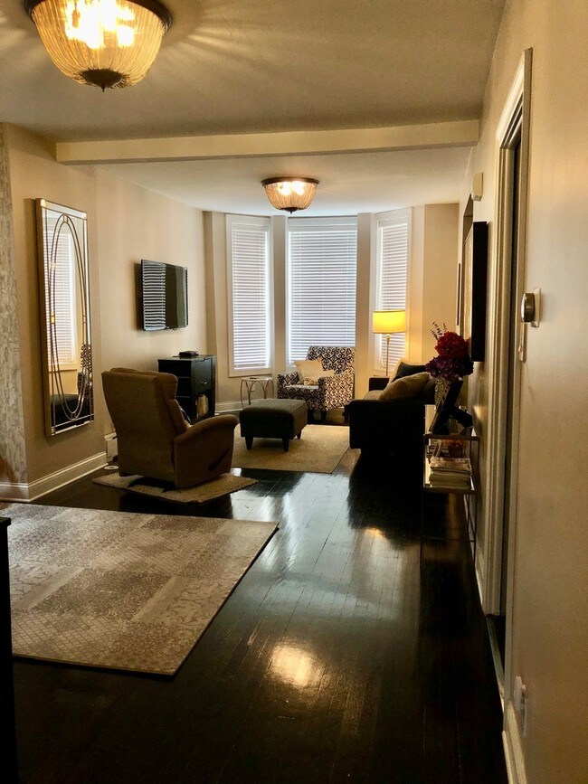 Foto del edificio - 3725 S Union Ave