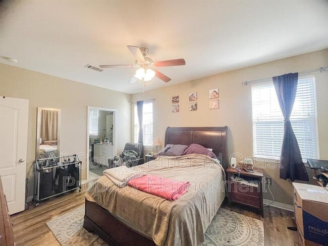 Foto del edificio - 304 Peoria Blvd