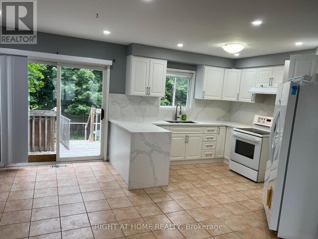 Building Photo - 2023 Valewood Ct
