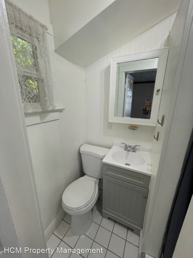 Foto del edificio - Studio, 1 bath House - 308 1/2 Lois St