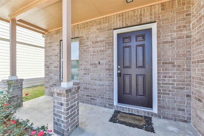 Foto del edificio - 3410 Afton Forest Ln