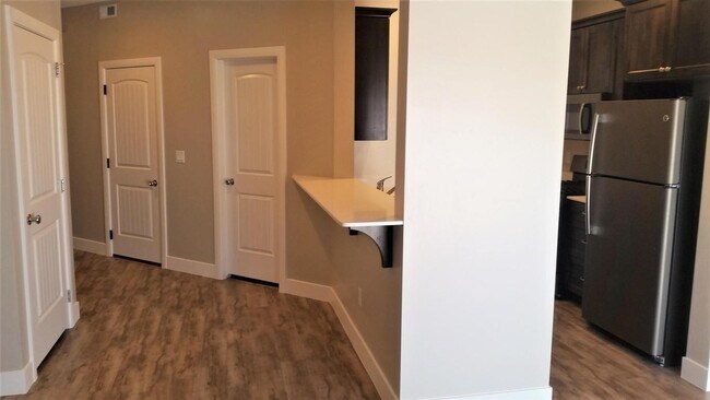 Foto del edificio - 3 bedroom, 2.5 bathroom Townhome on the No...