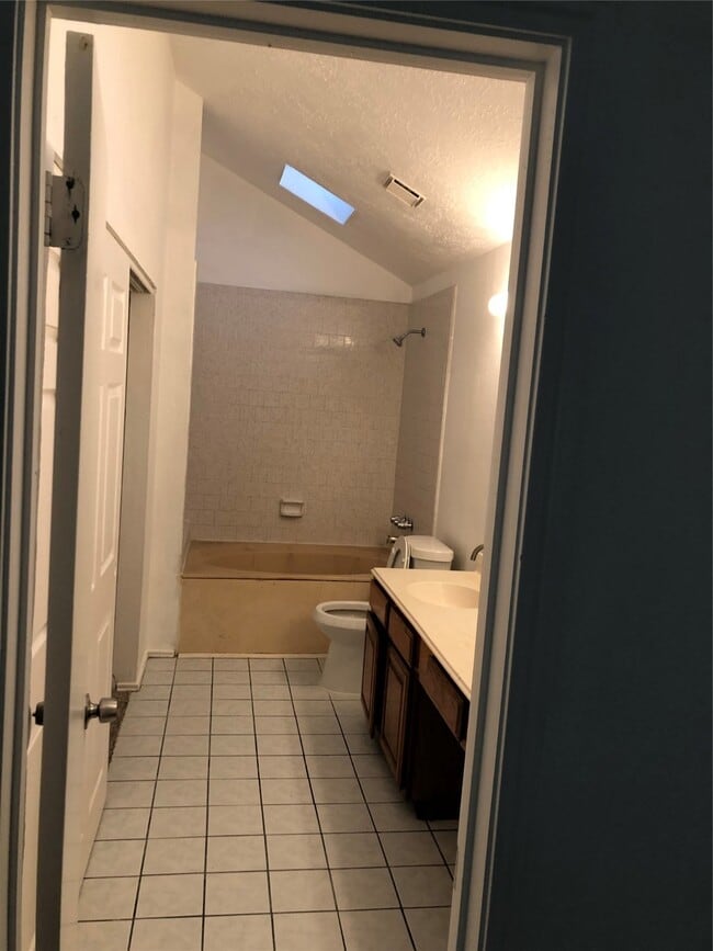 Foto del edificio - 9307 Spindlewood Dr