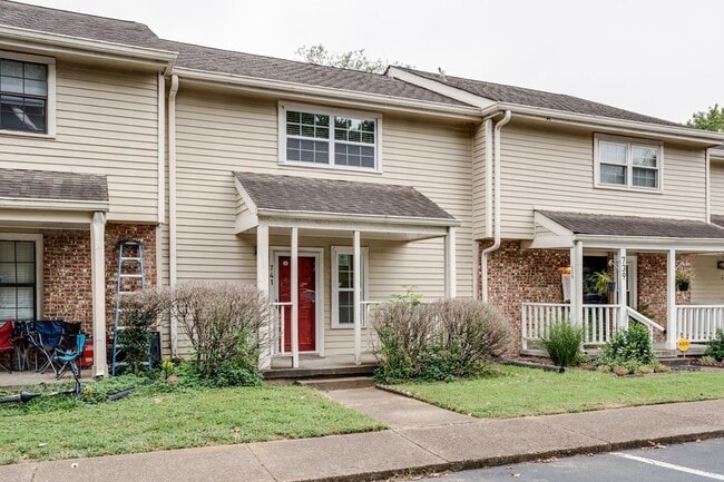 Building Photo - 741 Long Hunter Ct