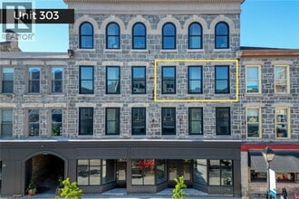 Building Photo - 15 Main St