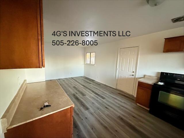 Foto del edificio - 2324 E 17th St