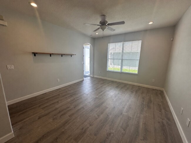 Photo - 4209 Austen Falls Ln Townhome