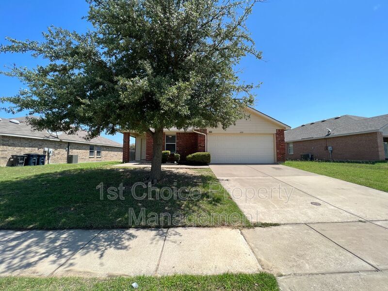 Foto principal - 4888 Parkview Hills Ln