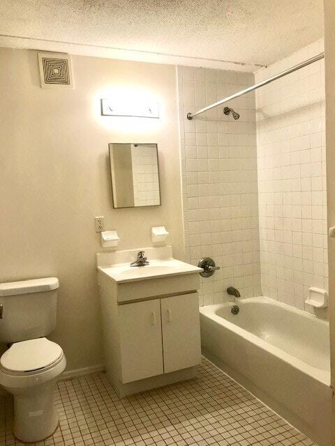 Building Photo - Gorgeous Ocean Hill one bed apt.