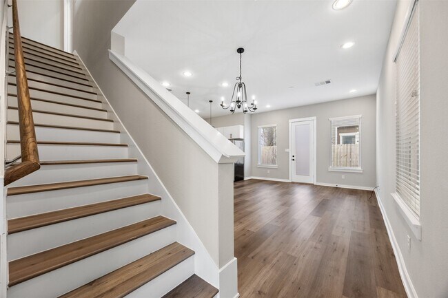 Foto del edificio - 8451 Berry Brush Ln