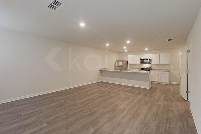 Foto del edificio - 345 Ironwood Ct