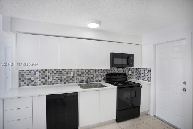 Foto del edificio - 1522 SW 30th St
