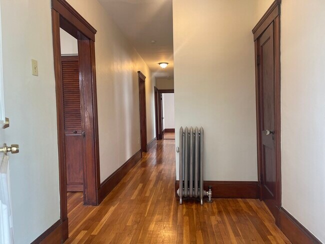 Foto del edificio - 183 Mountain Ave