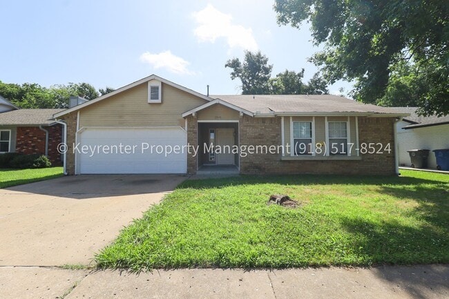 Building Photo - 3 Bed | 2 Bath in East Tulsa!