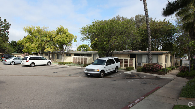 Building Photo - La Casita Apartments