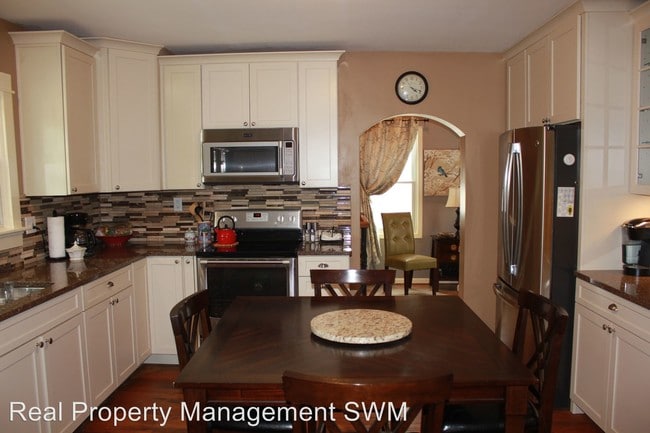 Building Photo - 3 br, 2 bath House - 3652 Riverside Rd