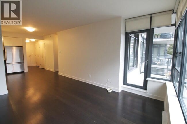 Building Photo - 2851 Heather St