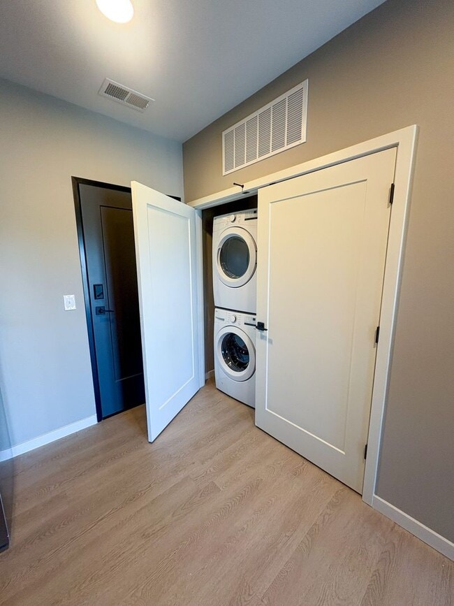 Interior Photo - Odyssey