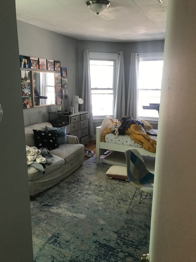 Building Photo - 229 Dwight St