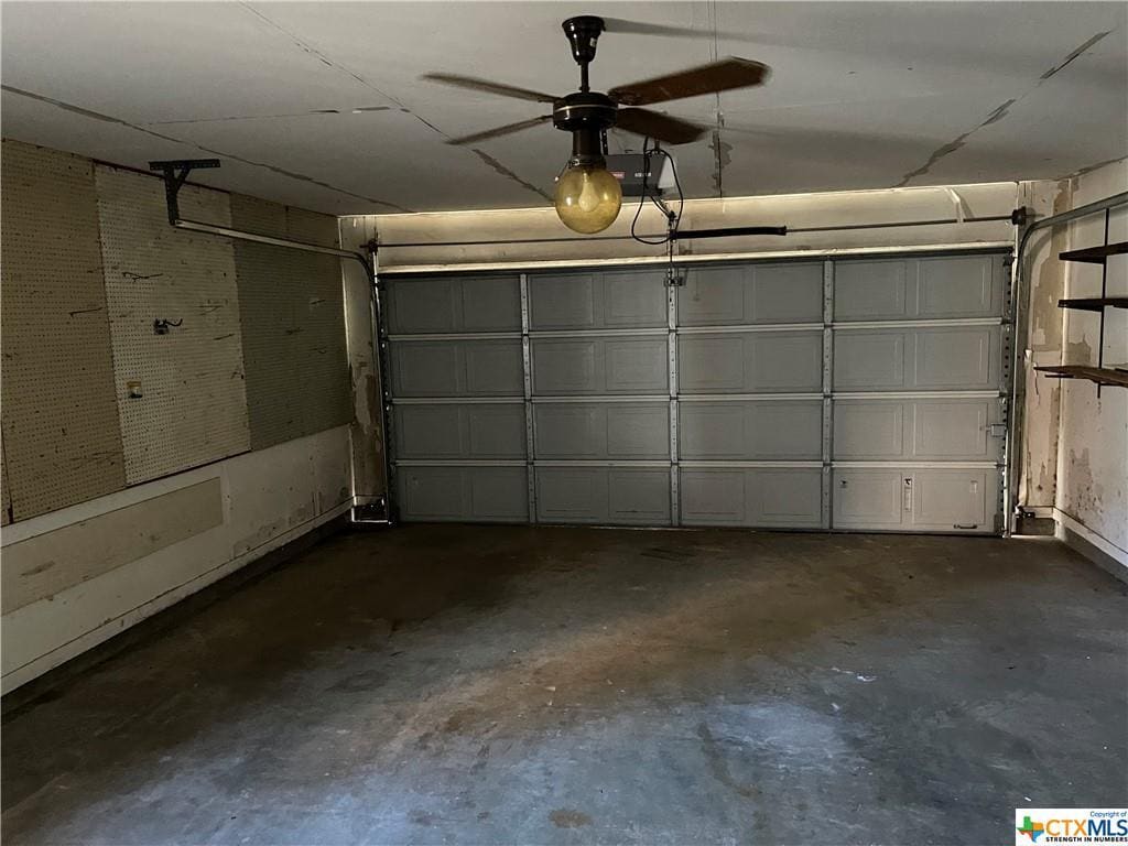 Building Photo - 102 Montego Ct