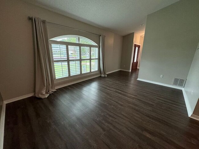 Building Photo - Pensacola/Scenic Heights - La Mirage - 3 b...
