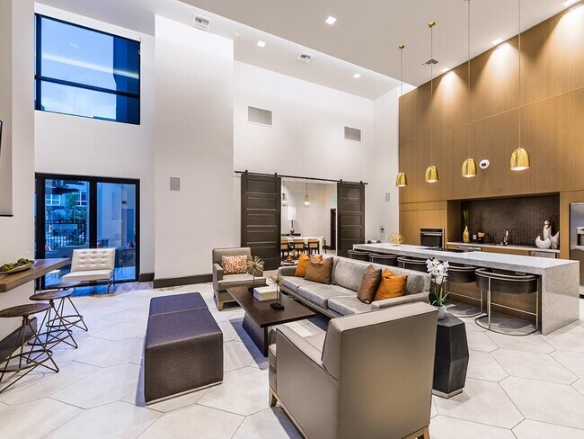 Foto del edificio - 808 West Apartments