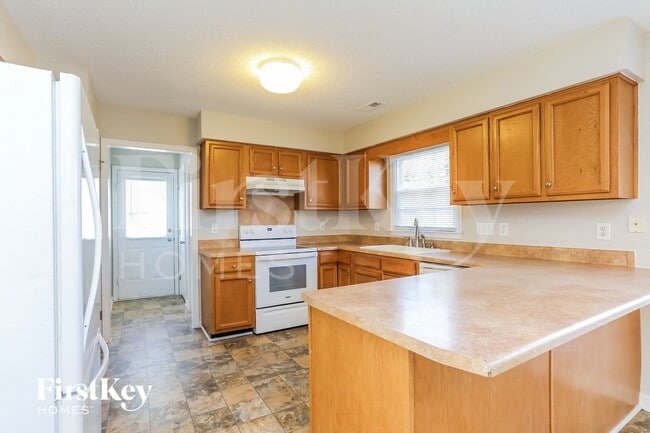 Foto del edificio - 4906 Riding Ridge Dr