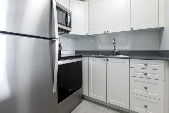 Building Photo - Lord Richmond