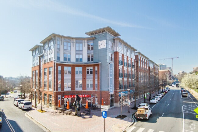 Building Photo - 1800 Wilson Blvd