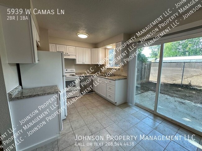 Building Photo - Camas Lane Apartments offer affordability ...