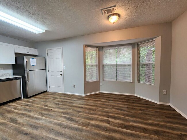 Building Photo - 4180 Shiloh Ridge Trail