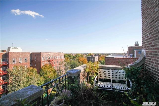 Primary Photo - 83-80 118th St