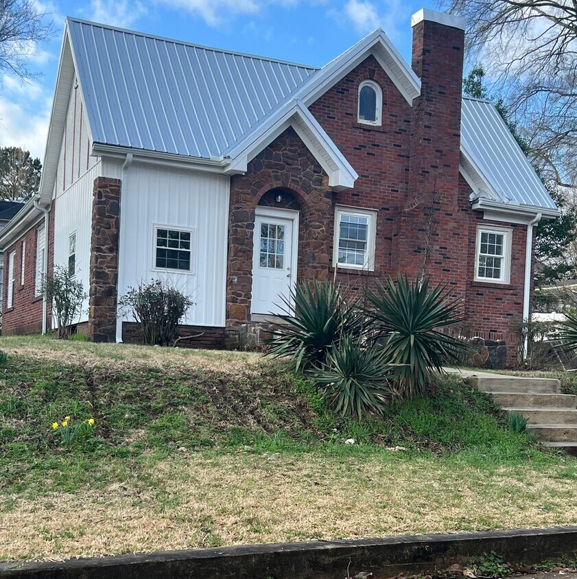 Cute corner lot available for August movein House Rental in Water