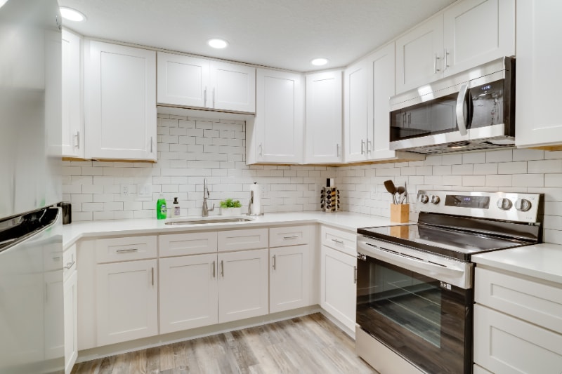 Primary Photo - 2526 Wintergreen Ave NW