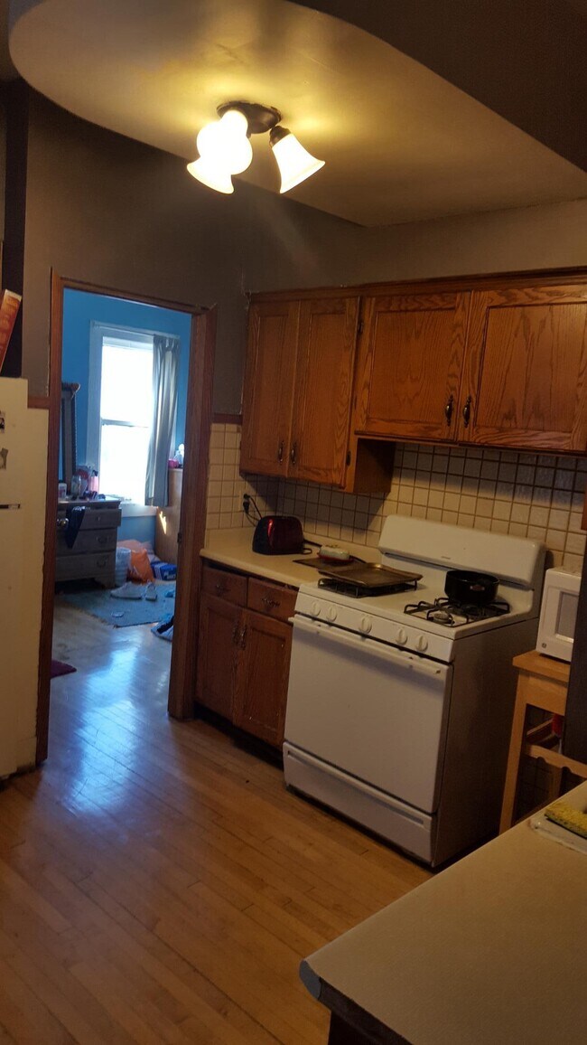 Foto del edificio - 3129 N Bartlett Ave