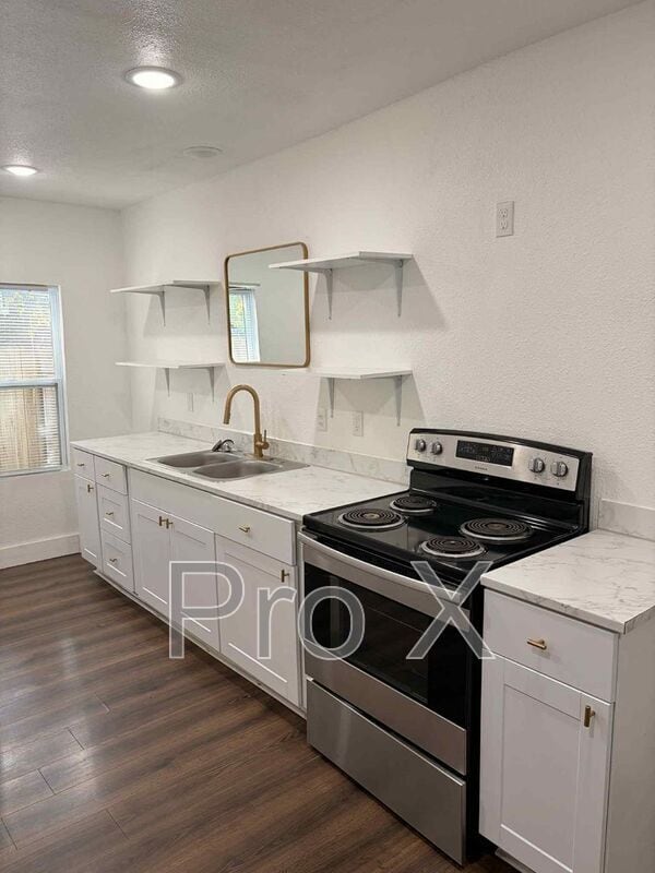 Foto del edificio - 208 Gray Ave