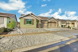 Building Photo - 5584 Harcrest Dr