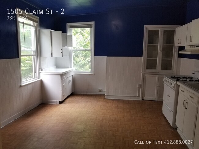 Foto del edificio - Large 3 Bedroom Troy Hill