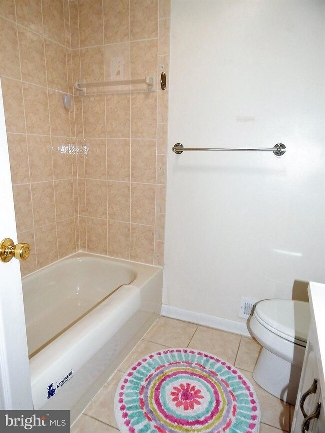 Foto del edificio - 8703 Bradgate Rd
