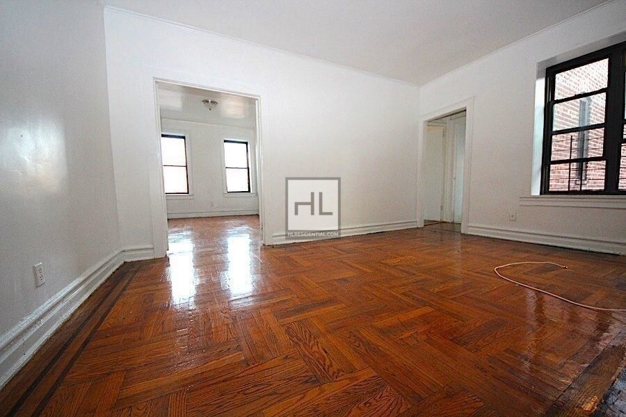 Foto principal - 7 AVENUE