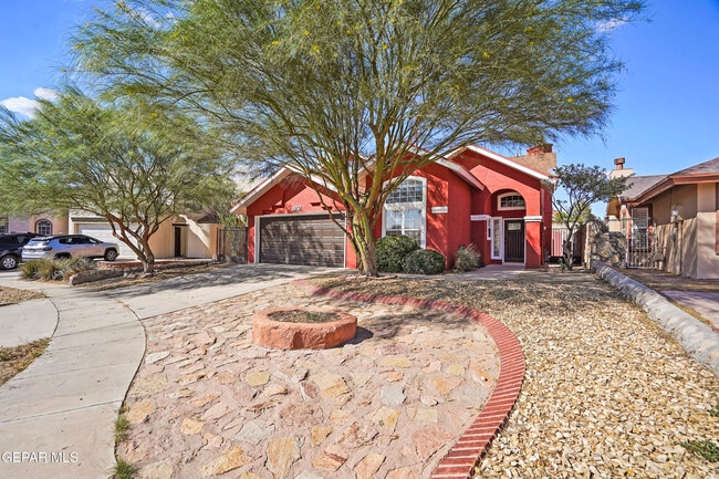 Building Photo - 1373 Jim Paul Dr