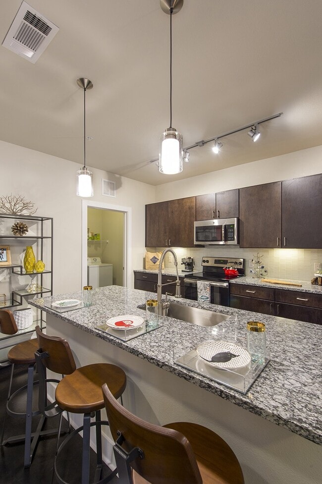 Photo - 3030 Bryan St Apartment