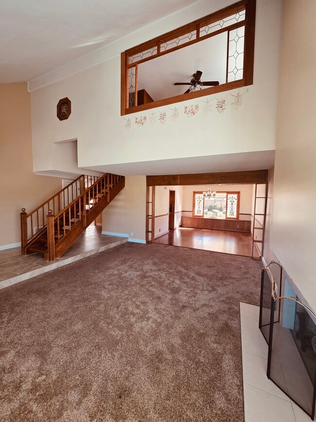 Building Photo - 8612 Naples Dr