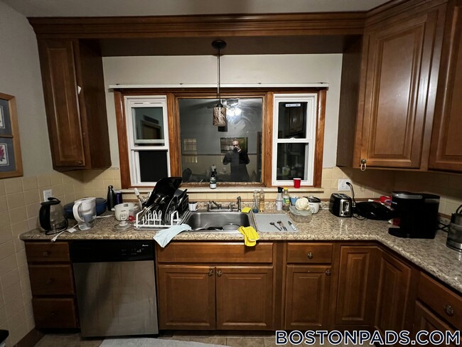 Building Photo - 78-80 Frederick Ave.