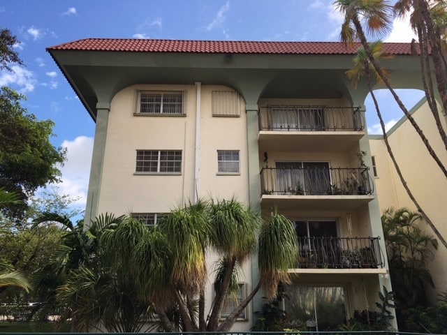Primary Photo - 8107 SW 72nd Ave